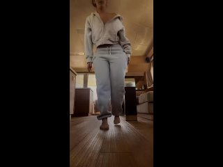 tiktok @camieknoll 2026 09 23 18 19 36 720p live mp4